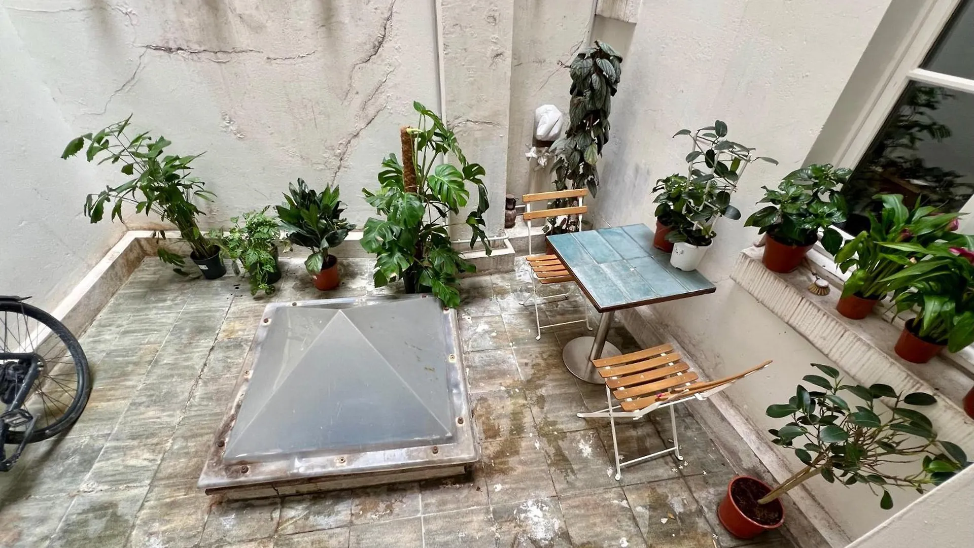 Apartment Paris Marais 8Rdl Home - 2 Rooms, 2 Bathrooms, Terrace